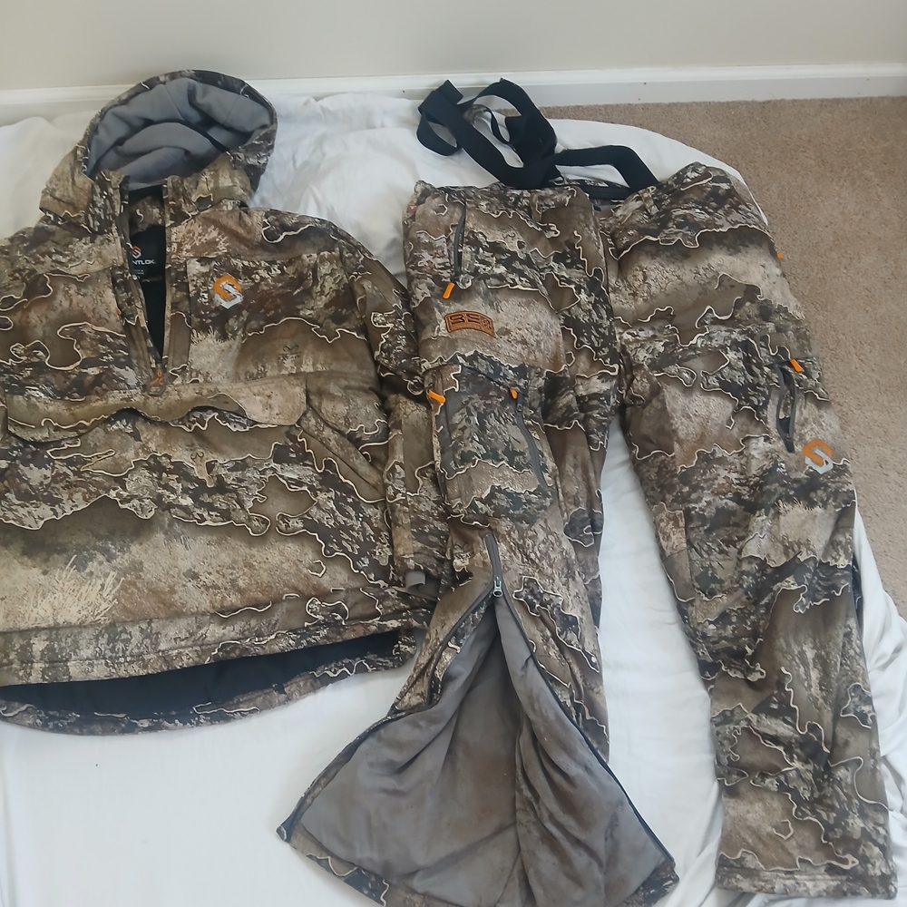 ScentLok Camouflage Jacket and Pants Set